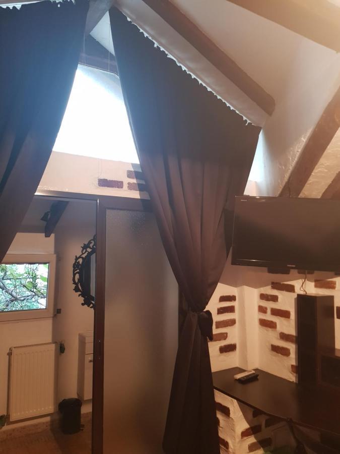Mpoint Motel Бухарест Экстерьер фото