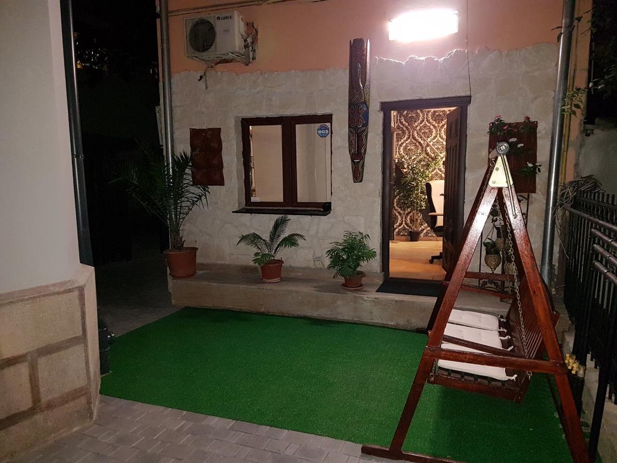 Mpoint Motel Бухарест Экстерьер фото